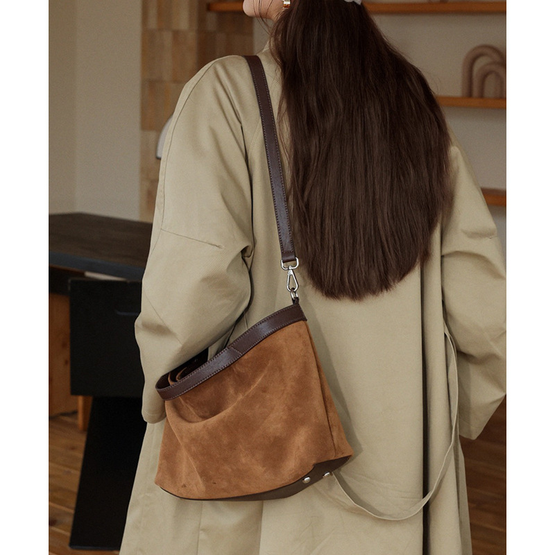 Matte Cowhide Tote Bag 2026 Re - Interior Design Vintage Style review and price